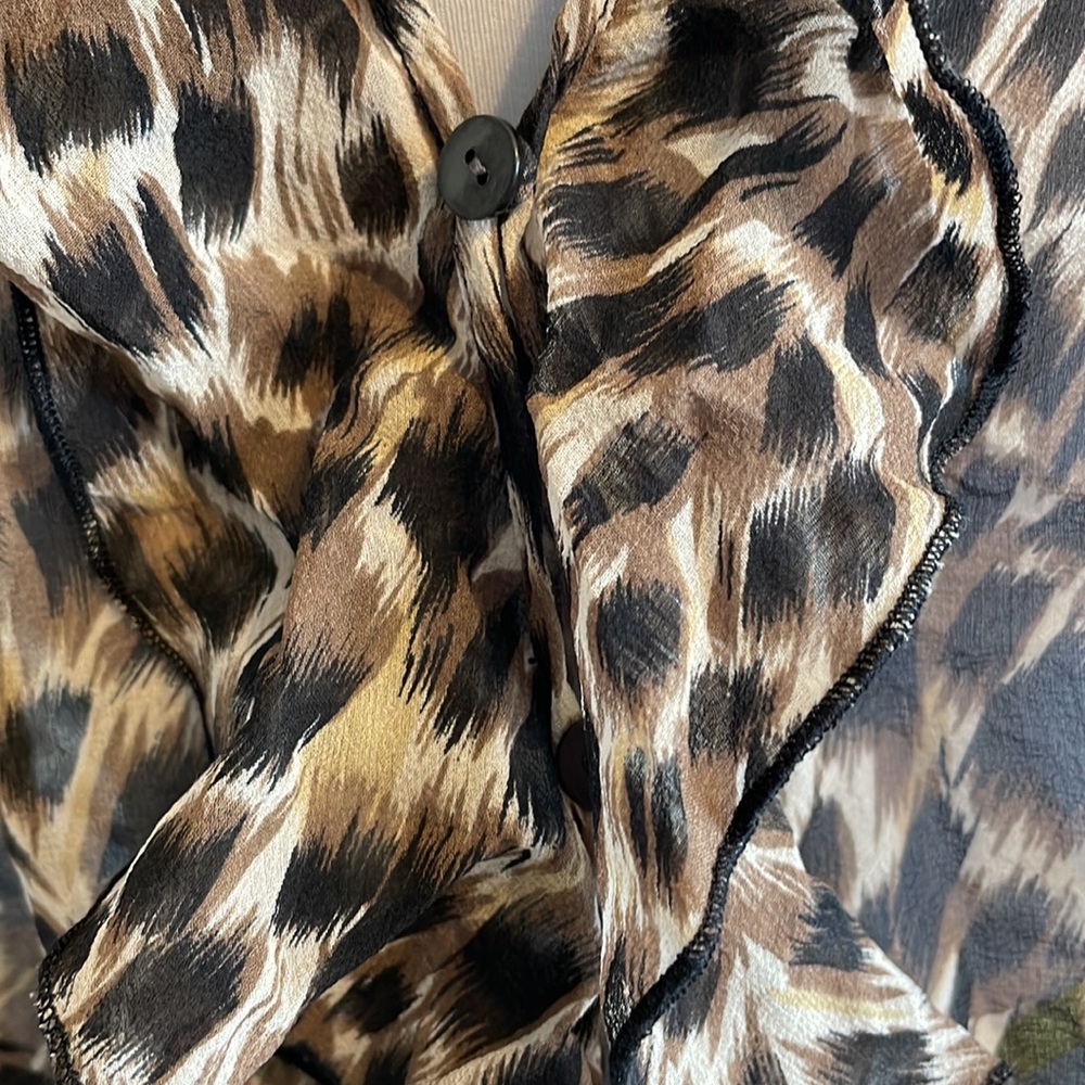 Warehouse 100% silk leopard blouse NBW new - Picture 2 of 6